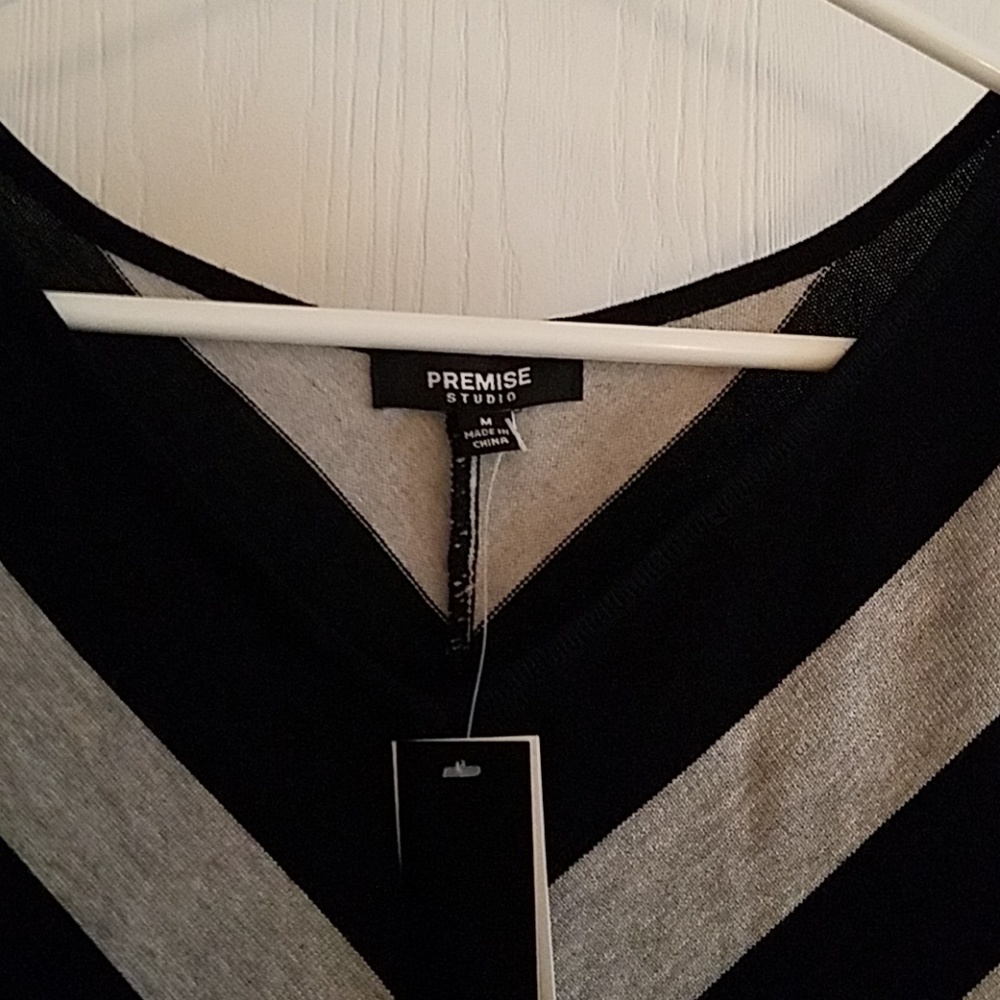 Knit top - Picture 2 of 3